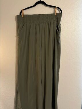 all in motion Olive Wide Leg High Waist Pull-On Pants